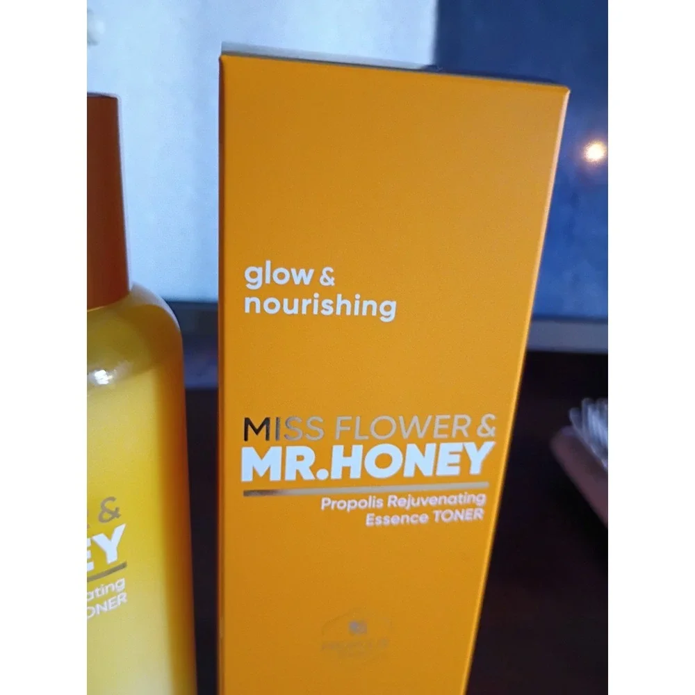 Banila Co Miss Flower & Mr. Honey Propolis Rejuvenating Ampoule Mist  NIB